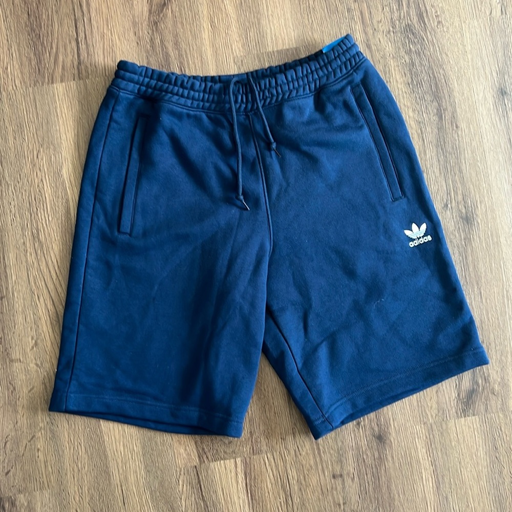 Adidas Originals Loose Fir Sweatpant Shorts